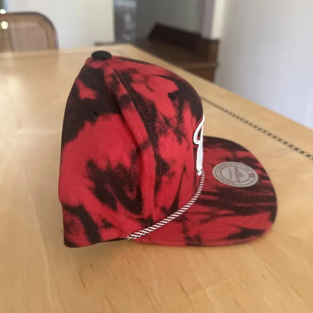 MIAMI HEAT RED & BLACK CAMO CAP HAT BY MITCHELL & NESS - OSFA